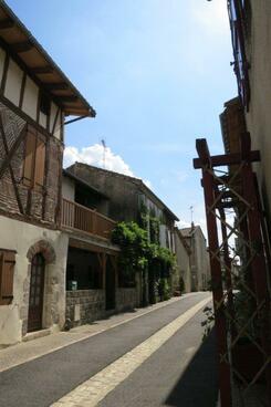 Rue Garrau